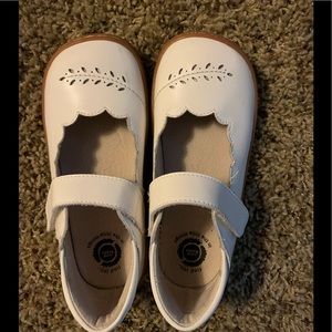 Live & Luca white girls shoes